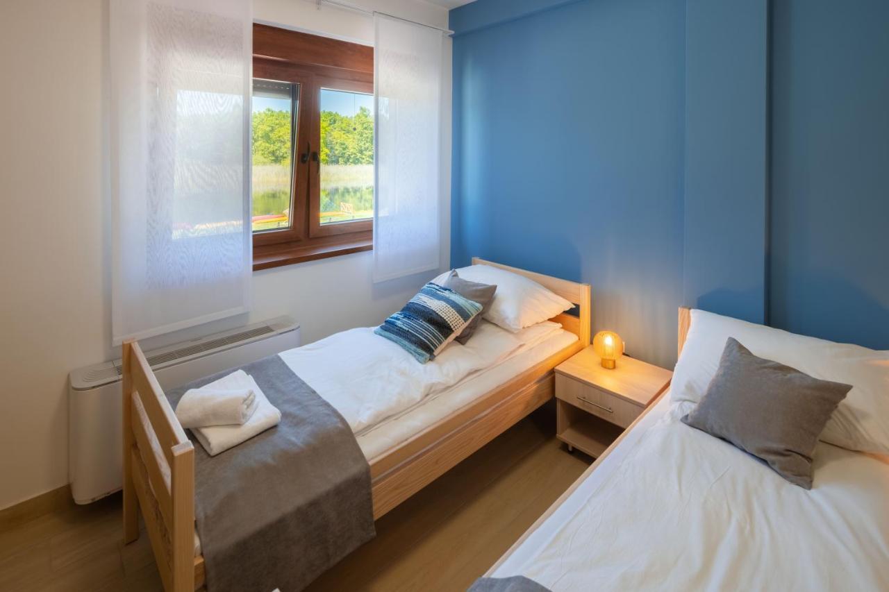 Otocki Virovi Hostel Otok  ภายนอก รูปภาพ